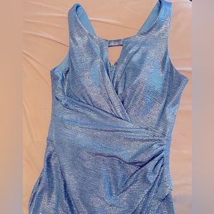 Women’s gown size 8 (long)